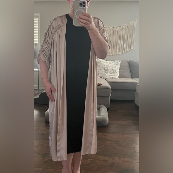 Free People kimono style wrap size xs/small blush color like new robe - Picture 7 of 8